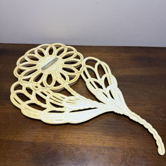 Vintage 1970s Burwood Products MCM Flower Wall Hanger BOHO Cottage Whimsy - Picture 2 of 5